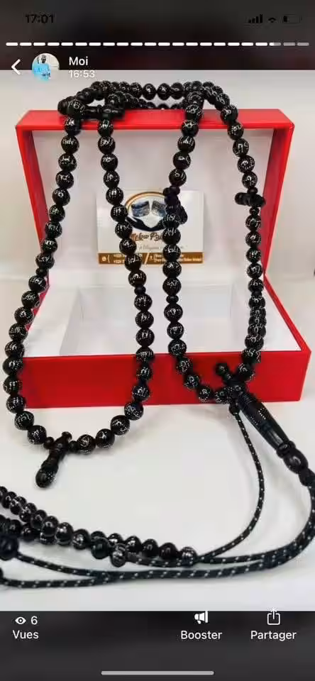 Élégant chapelet noir